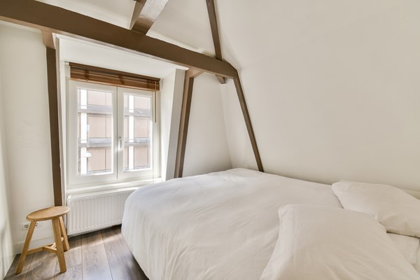 Medium property photo - Vijzelstraat 95-4, 1017 HH Amsterdam